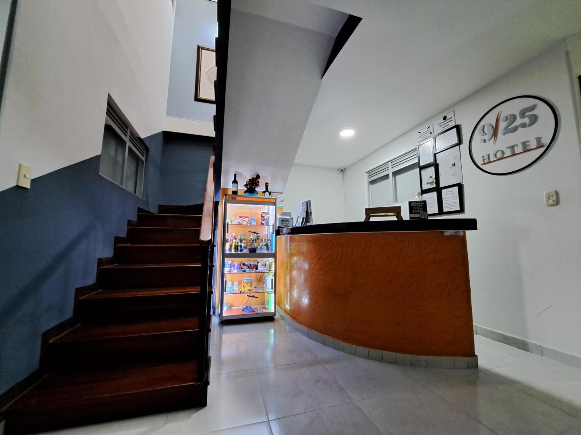 Hotel 9-25 Pereira Exterior foto
